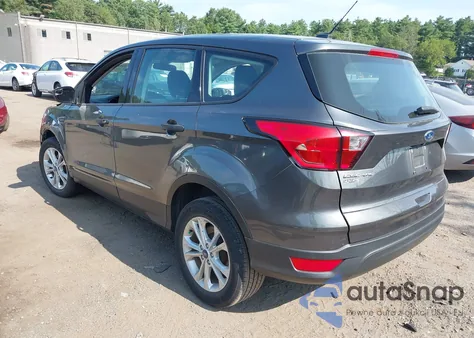 2019 Ford Escape S z USA, uszkodzony, nr VIN 1FMCU0F78KUA83576